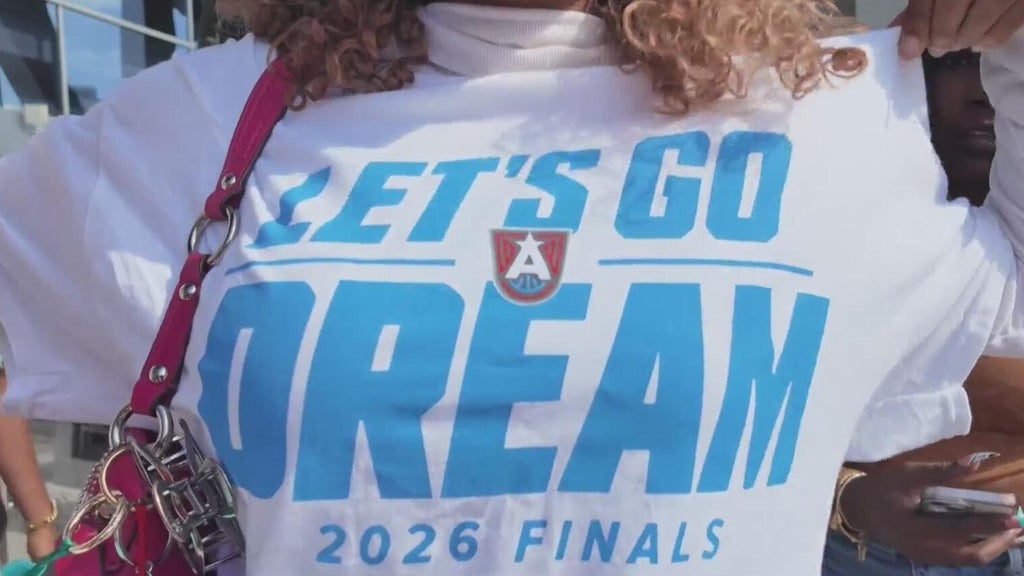 Atlanta Dream fans celebrate team's Game 6 win — Johns Creek Sports news